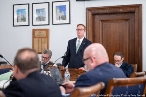 House Judiciary inserts stalled library obscenity bill into Senate AI child porn bill, stirs Democratic opposition